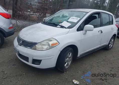 2009 Nissan Versa 1.8Sl z USA, uszkodzony, nr VIN 3N1BC13EX9L388810